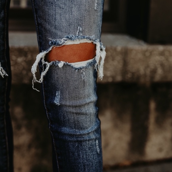 LAST 1 ❤️ SZ 11/29 Distressed Frayed Skinny Jeans - Picture 5 of 8